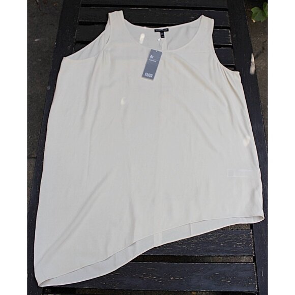 New w/Tags - Eileen Fisher Silk Georgette Crepe Side Drape Shell, Bone, Med - Picture 4 of 9